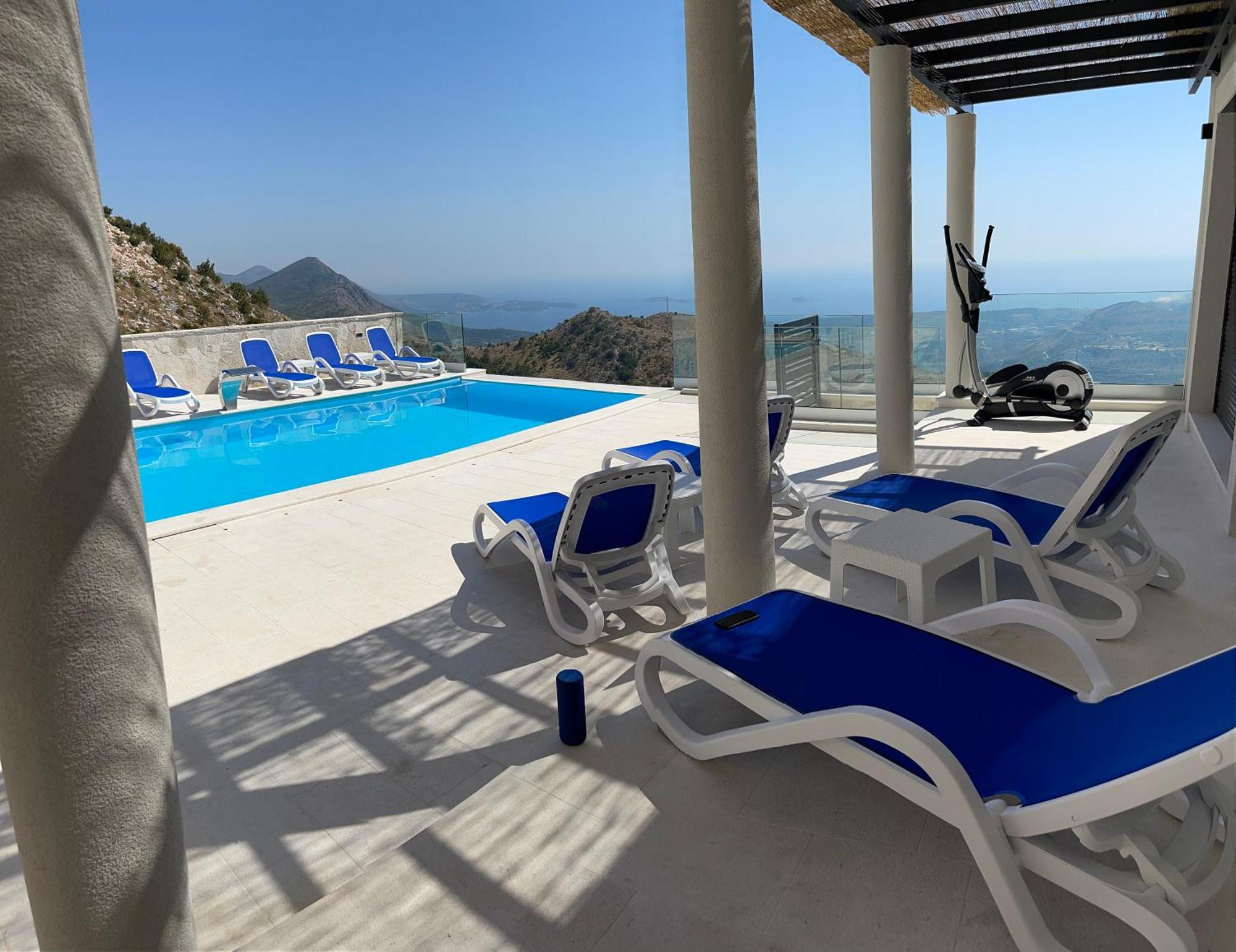 Bellavista Villa Ivanica Luaran gambar
