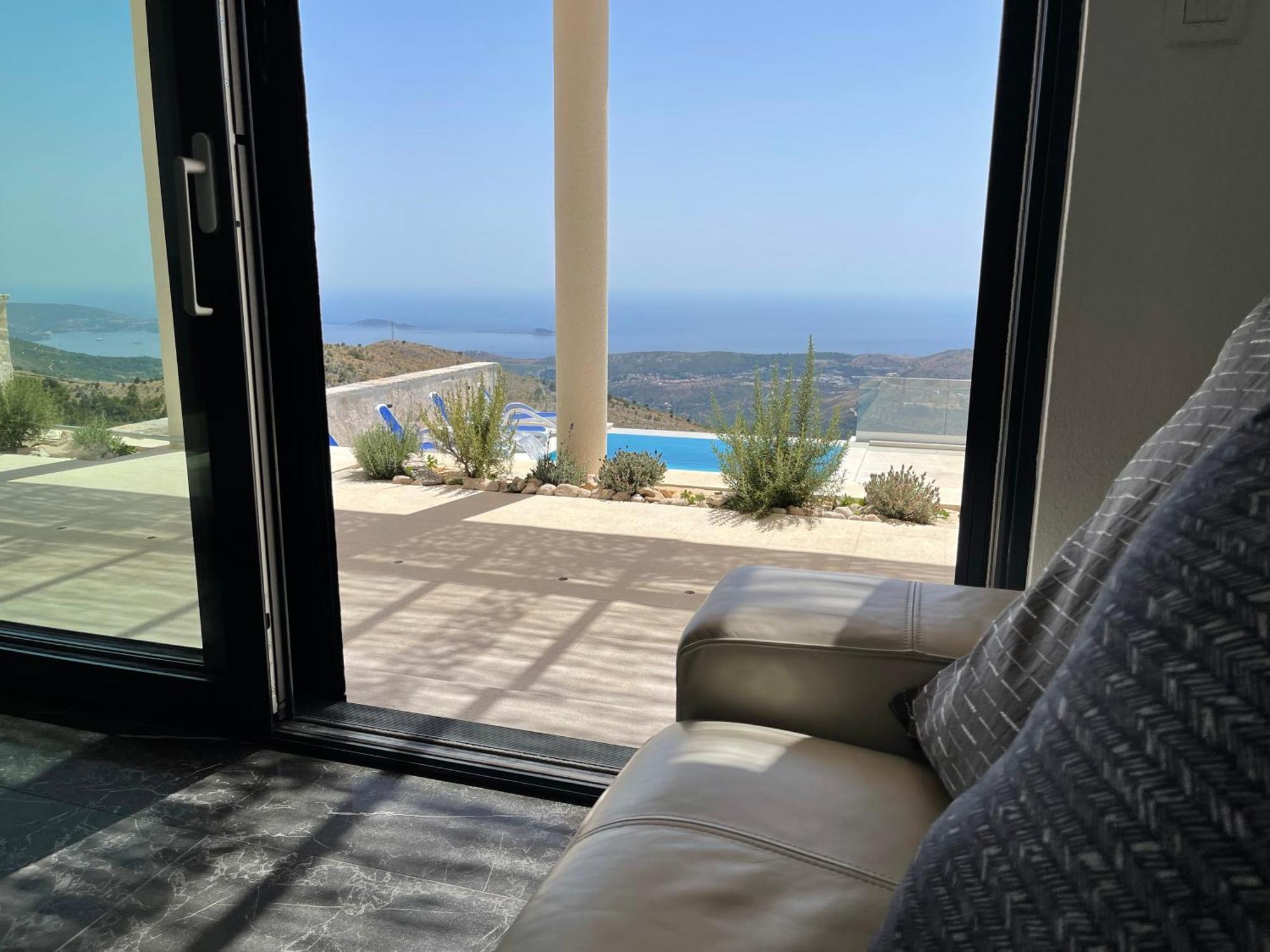 Bellavista Villa Ivanica Luaran gambar